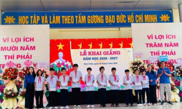 Các đơn vị Tổng công ty Phát điện 2 chung tay tiếp sức đến trường đầu năm học mới