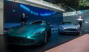 Aston Martin trình làng 2 siêu xe mới tại thị trường Việt Nam, có cả phiên bản F1