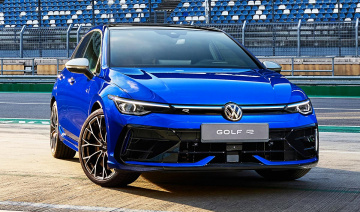 VW Golf 8 R facelift 2024: Mạnh hơn nhưng rẻ hơn