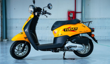 Honda Today 50cc về Việt Nam: Xe ga cổ điển dành cho “dân chơi”