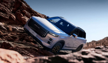 Mở bán Jaecoo J7 AWD Individual - 799 triệu đồng cho một mẫu SUV 2 cầu