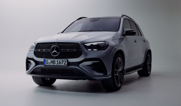 Mercedes-Benz Việt Nam bước vào “cuộc chơi hybrid” với GLE 400 e 4MATIC