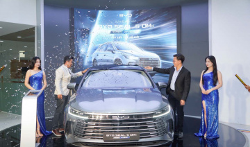 Xe hybrid BYD Seal 5 có mặt tại BYD NEG An Giang: Thêm lựa chọn cho khách hàng miền Tây
