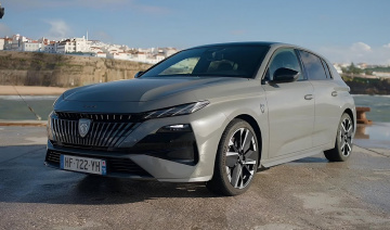 Peugeot 308 GT 2026: Diện mạo mới mẻ, nội thất hiện đại và loạt tùy chọn động cơ đa dạng