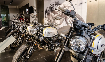 Vì sao giá mô tô cũ thường giảm mạnh vào mùa đông?