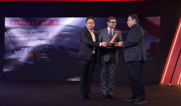 VinFast VF 7 nhận giải “Thiết kế của Năm” tại Zee Media Auto Summit 2025