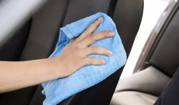 Hướng dẫn chi tiết làm sạch ghế da ô tô tại nhà đúng cách