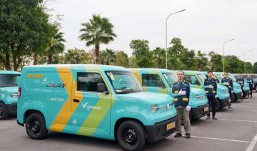 Dịch vụ vận chuyển hàng nội đô bằng xe tải điện của Xanh SM chính thức hoạt động