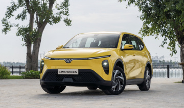 VinFast có 3 mẫu xe lọt top 20 ô tô bán chạy ASEAN, Limo Green tăng trưởng đột biến