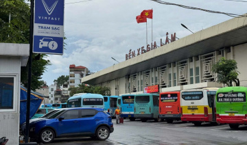 Mô hình trạm sạc tích hợp tại bến xe tạo thuận lợi cho tài xế dịch vụ