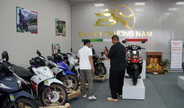 Showroom xe máy Phương Nam Cà Mau khai trương, ra mắt Honda Square X125