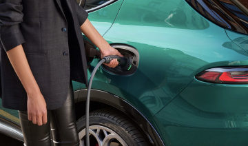 Hybrid cắm điện (PHEV) khác gì hybrid thường? Vì sao nhiều người vẫn e dè xe PHEV?