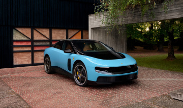 Siêu xe điện Ferrari Luce 1.050 mã lực ra mắt, mở ra kỷ nguyên mới
