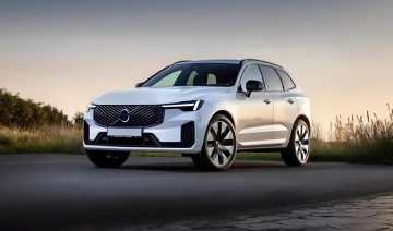 Volvo XC60 2026 facelift hé lộ diện mạo mới qua ảnh dựng
