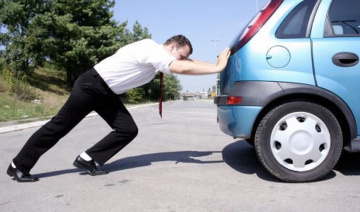 Xe số sàn hết điện vẫn có thể khởi động bằng cách đẩy xe
