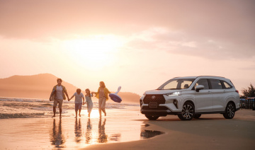 Toyota Việt Nam bán gần 4.900 xe trong tháng Ngâu, xe hybrid vượt mốc 1.000 chiếc