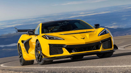 Chevrolet Corvette ZR1 2025: Động cơ V8 tăng áp kép, công suất 1.064 mã lực