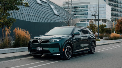 Hàng loạt luật và chính sách ảnh hưởng đến thị trường ô tô Việt Nam năm 2025