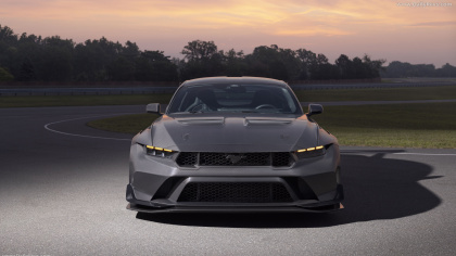 Ford Mustang GTD Liquid Carbon 2026: Công nghệ sợi carbon nhẹ lấy cảm hứng từ xe đua