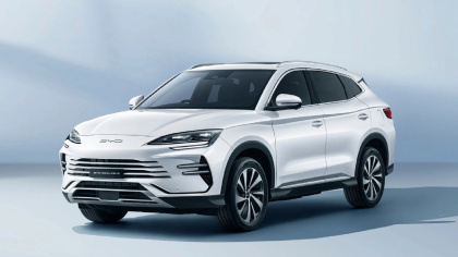 Giá xăng tăng, có nên mua xe hybrid?