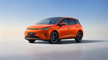Hatchback hybrid hoạt động hơn 1.000 km BYD Dolphin G DM-i 2026 chính thức ra mắt
