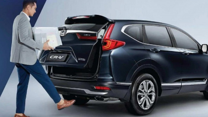 Cửa cốp điện ô tô gặp lỗi, xử lý thế nào?