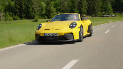 Ngắm Porsche 911 GT3 SC 2026 màu vàng rực trên đường chạy thử