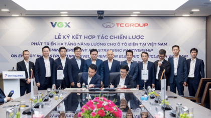 Tập đoàn Thành Công hợp tác VGX phát triển hạ tầng sạc cho xe điện