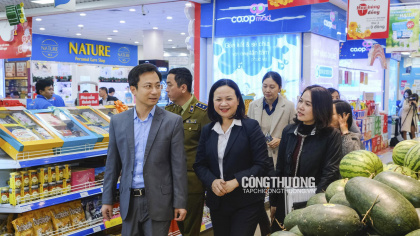 Đảm bảo nguồn cung lẫn giá cả cho hàng hoá Tết 2020