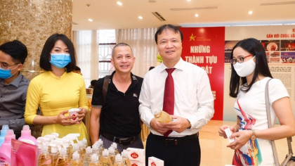 Xây dựng hệ sinh thái cộng đồng doanh nghiệp sản xuất, kinh doanh hàng Việt Nam