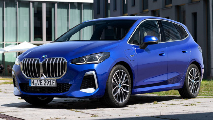 BMW 2-Series Active Tourer 2022: Ấn tượng với lưới tản nhiệt cỡ lớn