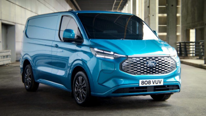 Ford E-Transit Custom EV 2023: mẫu xe thương mại thứ 2 chạy điện hoàn toàn của hãng xe Mỹ