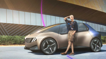 BMW i Vision Circular: Xe điện 4 chỗ có thể tái chế 100%