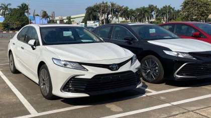 Toyota Camry 2022 chốt giờ ra mắt tại Việt Nam, giá bán quyết định tất cả?