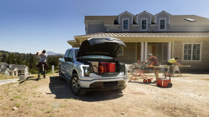 Cốp xe Ford F-150 Lightning 2022 để kiểu "ngược đời" như thế nào?