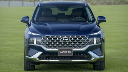 Giá lăn bánh Hyundai Santa Fe 2021 tại Việt Nam, liệu có đấu được Sorento, Fortuner?