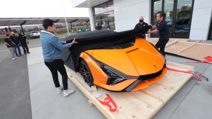 Khui công siêu xe mạnh nhất từng sản xuất của Lamborghini