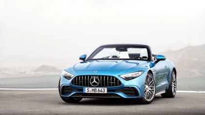 Mercedes-AMG SL 43 Roadster 2023: Ấn tượng động cơ với công nghệ từ xe đua F1
