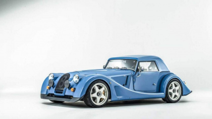 Morgan Plus 8 GTR đầu tiên lộ diện: Màu sơn Yas Marina Blue gây ấn tượng