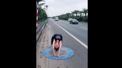 Tài xế SUV mất lái đường đèo và cái kết "hú hồn"