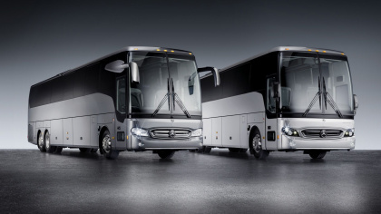 Chiêm ngưỡng xe khách hạng sang Mercedes-Benz Tourrider 2022