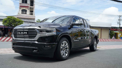 Giá lăn bánh của mẫu siêu bán tải RAM 1500