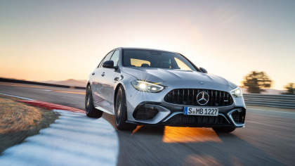 Mercedes-AMG C63 S 2023 ra mắt với hệ truyền động Hybrid