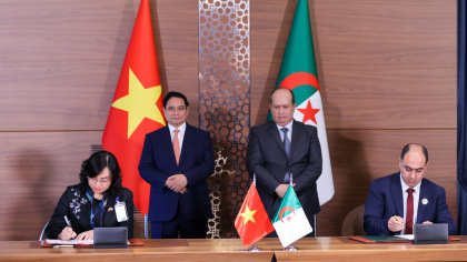 Việt Nam - Algeria ký kết nhiều văn kiện hợp tác quan trọng