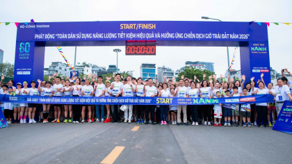 [Vietnam Today] Hơn 2.000 người tham dự Lễ phát động và Giải chạy hưởng ứng "Toàn dân sử dụng năng lượng tiết kiệm hiệu quả và hưởng ứng Chiến dịch Giờ Trái đất năm 2026"