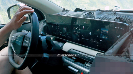 Kia EV4 lộ diện nội thất, quyết tâm hạ giá Tesla Model 3