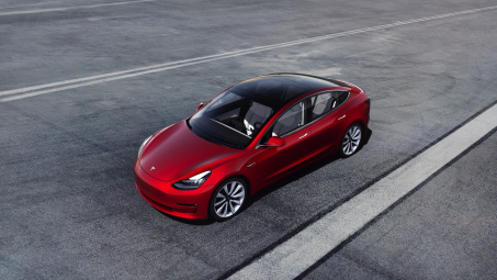 Tesla lặng lẽ giảm bớt phiên bản Model 3 tại Mỹ