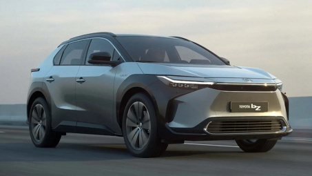 Toyota tạm hoãn kế hoạch sản xuất xe điện do nhu cầu thị trường giảm sút