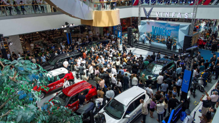 Quý 3: Doanh thu hãng xe điện VinFast tăng 49,3%