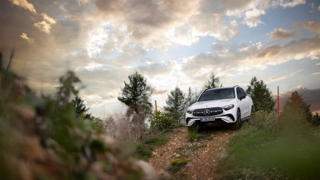 Mercedes-Benz GLC giảm đến 80 triệu đồng dịp cuối năm